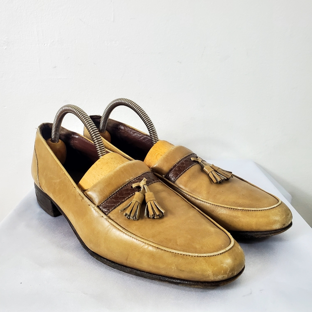 Vtg 70s Christian Dior Beige Calfskin Leather Tassel Almond Toe Loafers